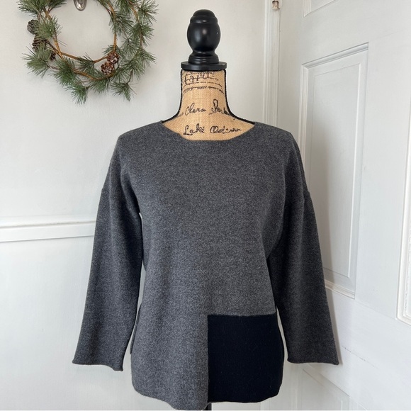 Ane Kenssen Gray and Black Two Tone Color Block Wool Crewneck Sweater - Picture 1 of 10